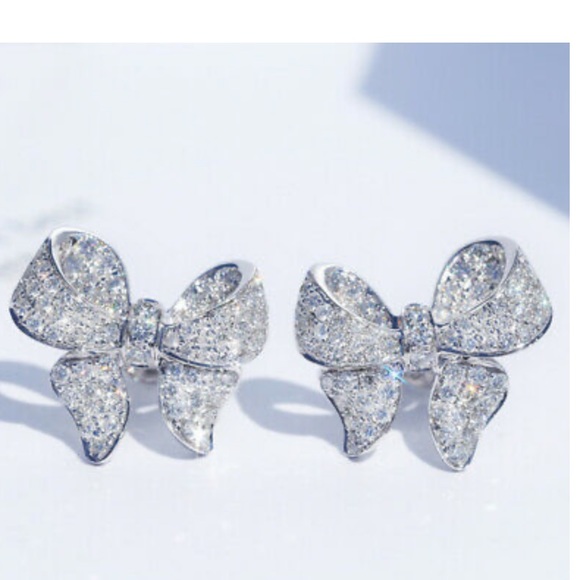 Jewelry - Stud Earrings 925 Silver White Sapphire